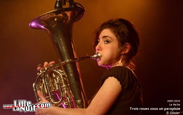 Trois roues sous un parapluie & Zaza Fournier au Poche de Béthune en live - photo n°13