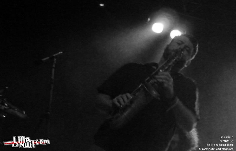 Balkan Beat Box & Manouch Mena à l’Aéronef en live - photo n°17