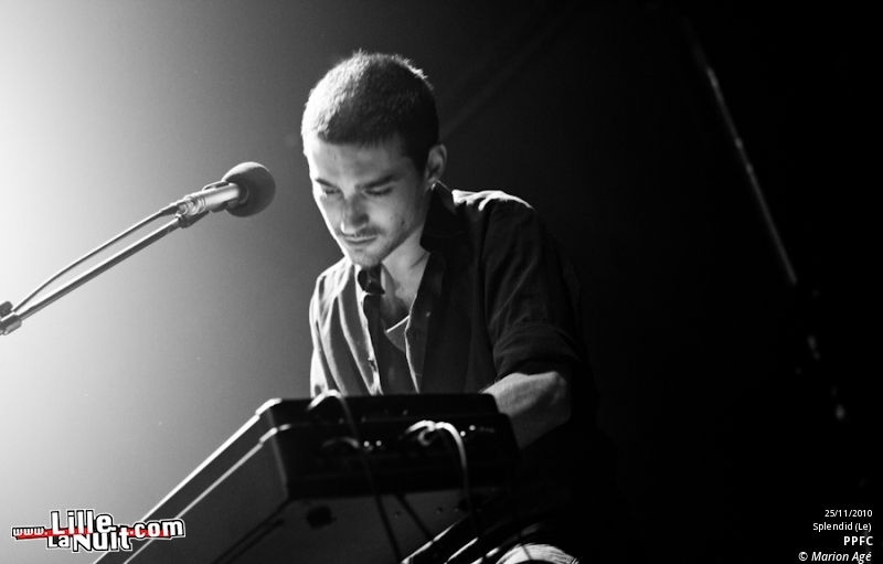 La Goutte + PPFC + Alexis HK au Splendid – Le Père Noël est-il un rocker ? en live - photo n°29