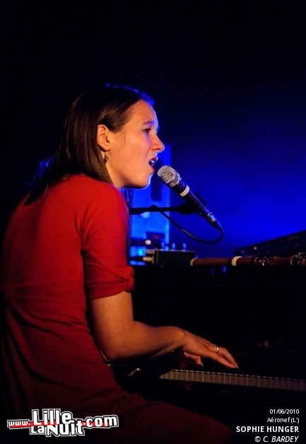 Sophie Hunger & Quaisoir à l’Aéronef en live - photo n°13