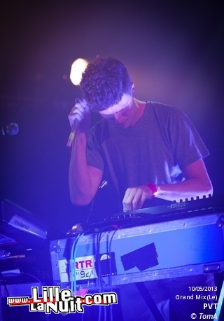 Suuns + PVT + Valleys au Grand Mix en live - photo n°34