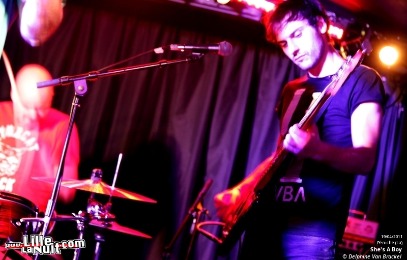 Sarah W Papsun + She’s A Boy à la Péniche – Paradis Artificiels en live - photo n°23