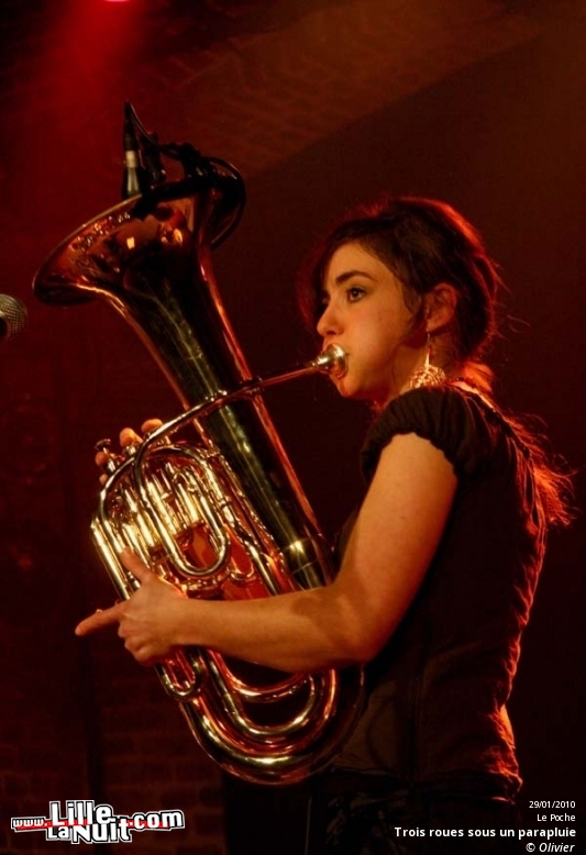 Trois roues sous un parapluie & Zaza Fournier au Poche de Béthune en live - photo n°19