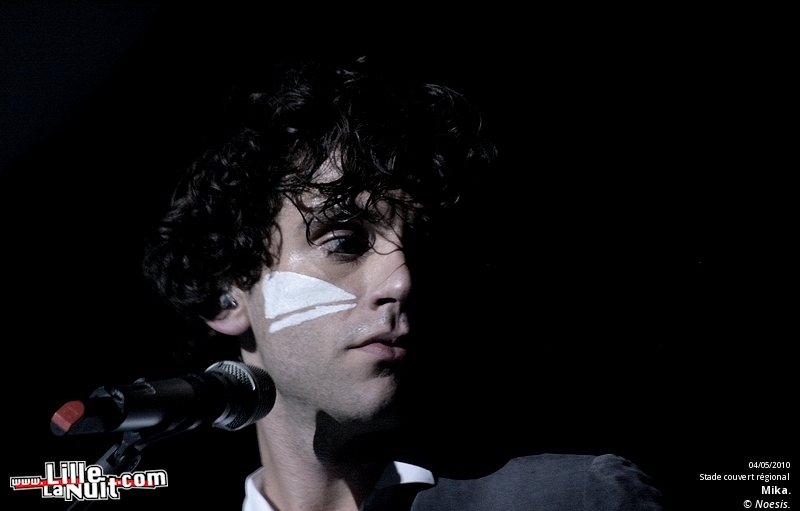 Mika & la Patère Rose au Stade Couvert Régional de Liévin en live - photo n°9