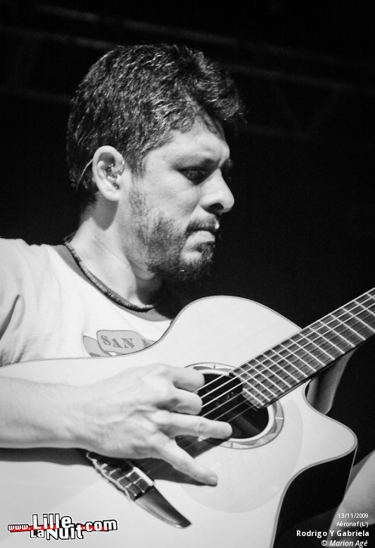 Rodrigo Y Gabriela à l&rsquo;Aéronef en live - photo n°10