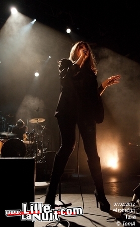 Izia + Blackfeet Revolution à l’Aéronef en live - photo n°1