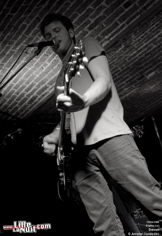 Labo, Ace Out, Devon et Klakomaniak au Biplan en live - photo n°4