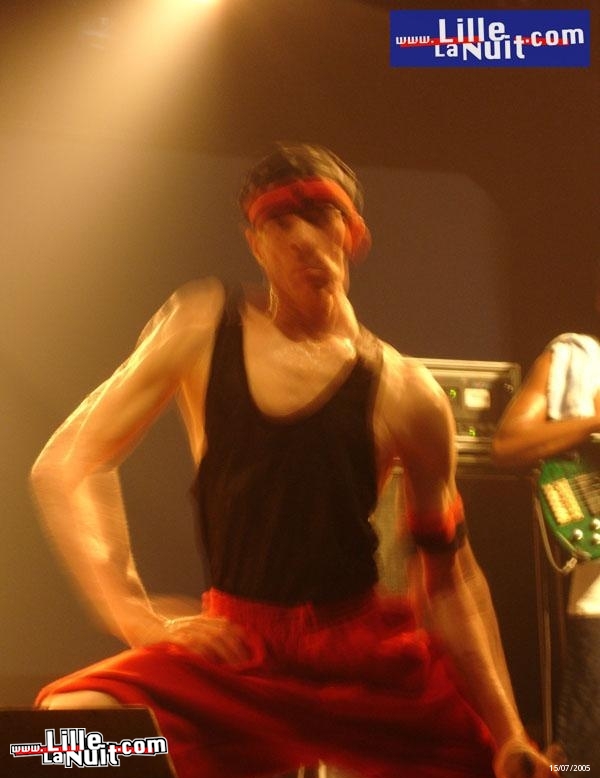 Festival de Dour 2005 – Jour 2 en live - photo n°36