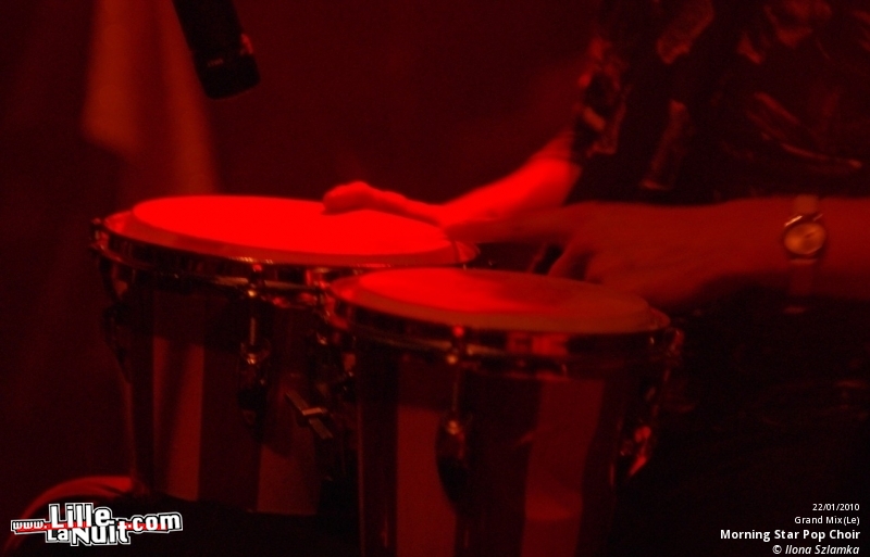 Fanfarlo & Morning Pop Star Choir au Grand Mix en live - photo n°38