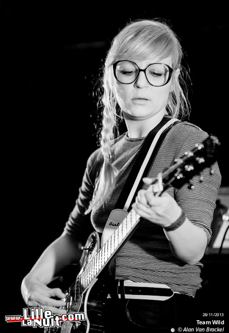 Scout Niblett + Team Wild à la Cave aux poètes – Ground Zero Festival en live - photo n°16