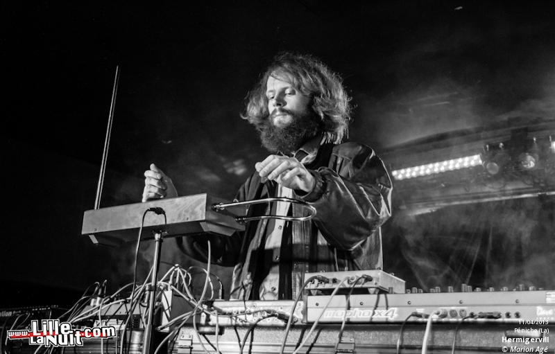 Hermigervill + Retro Stefson à la Péniche de Lille – Les Paradis Artificiels en live - photo n°15