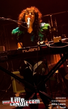 Tunng + Alice Lewis au Grand Mix en live - photo n°53