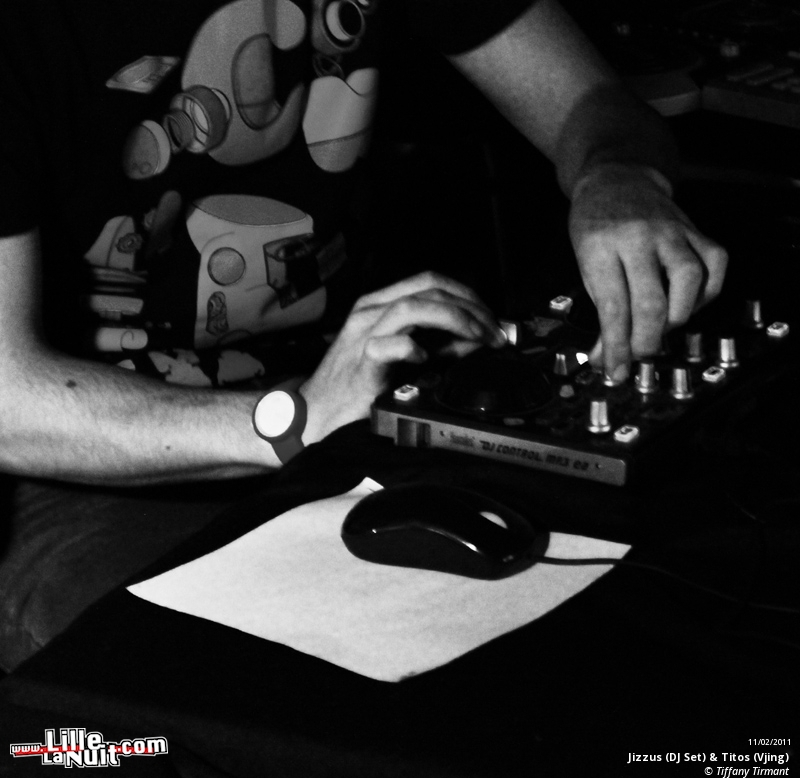 Jizzus + Titos au Garage Café en live - photo n°8