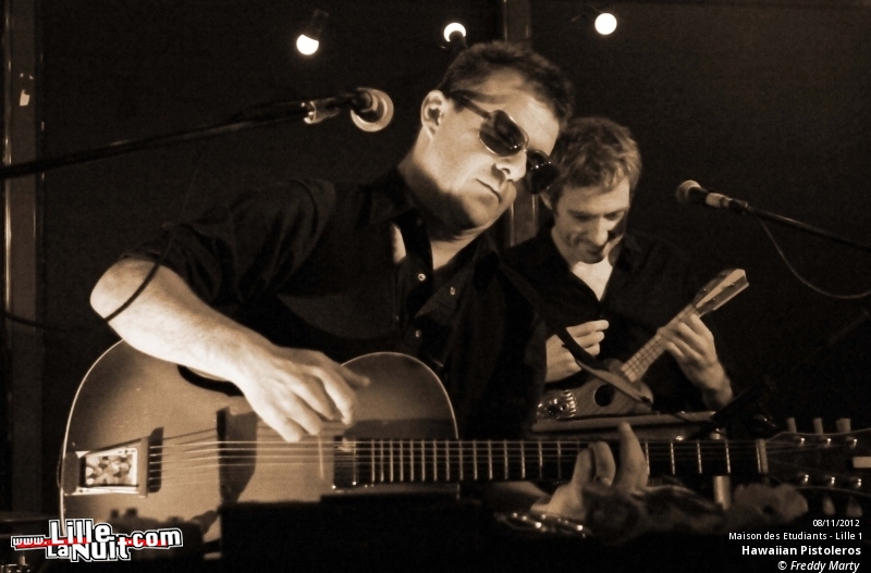 Hawaiian Pistoleros + Precious Oldies à la Maison des Etudiants de Lille 1 en live - photo n°4