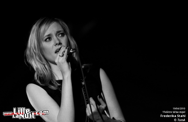 Coeur de Pirate & Fredrika Stahl au Théâtre Sebastopol en live - photo n°1