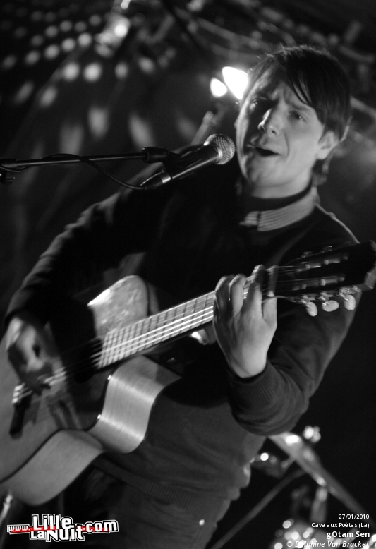 Yoyoyo Acapulco et gOtam Sen à la Cave aux Poètes en live - photo n°18