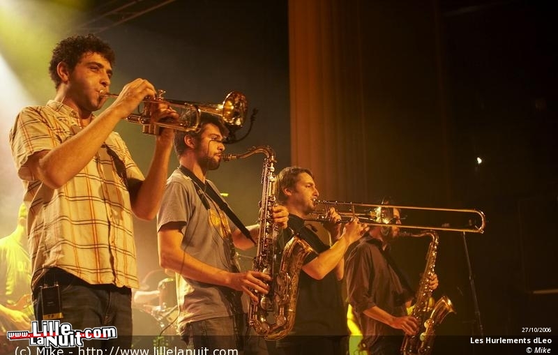 Les Hurlements d&rsquo;Léo & Debout sur le Zinc à la Salle Watremez en live - photo n°3
