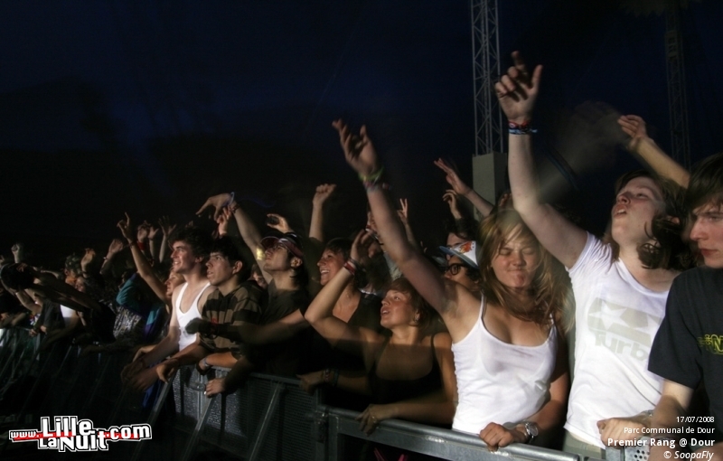 Dour : Tu étais au premier rang ? Tu es sûrement dedans ! en live - photo n°13