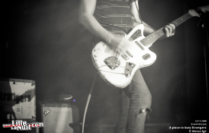 A place to bury strangers & Action Beat au Grand Mix en live - photo n°12