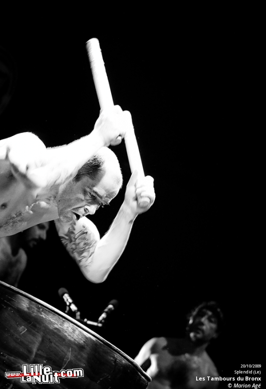Les Tambours du Bronx au Splendid en live - photo n°2