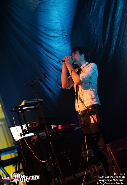 Dour Festival 2012 – Jour 2 (part 1) : Speech Debelle, 1995, Vegas, etc. en live - photo n°103