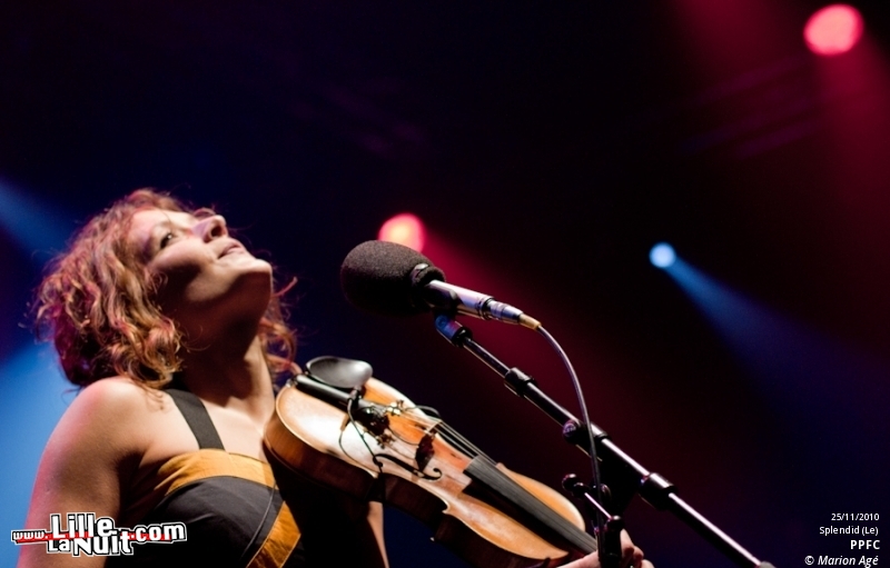 La Goutte + PPFC + Alexis HK au Splendid – Le Père Noël est-il un rocker ? en live - photo n°38