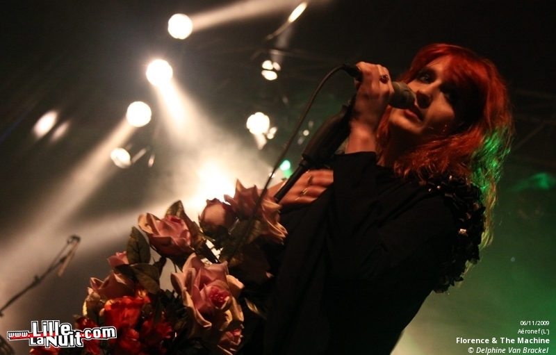 Le Festival des Inrocks – Passion Pit, Florence & The Machine, Lissy Trullie, Two Door Cinema Club en live - photo n°26