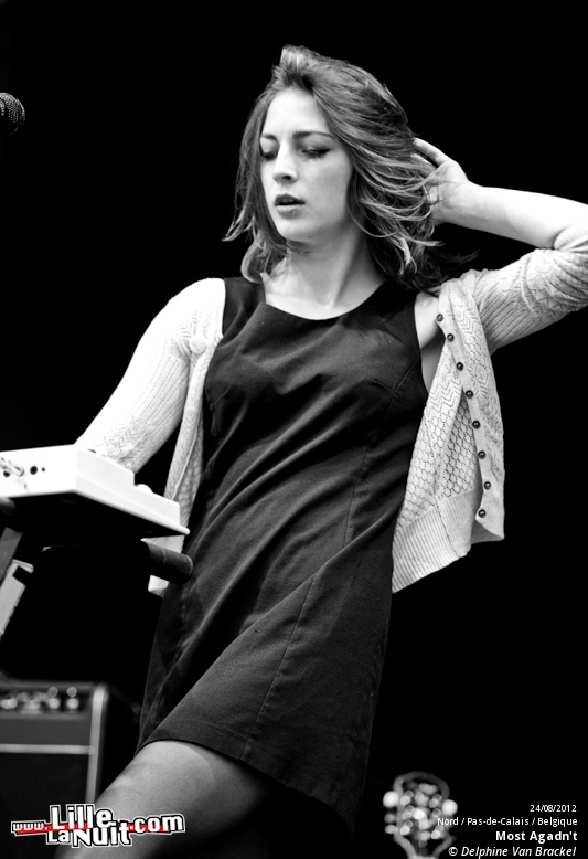 Le Cabaret Vert 2012 – jour 2 (part 1) : La Femme, The Dandy Warhols, etc. en live - photo n°68