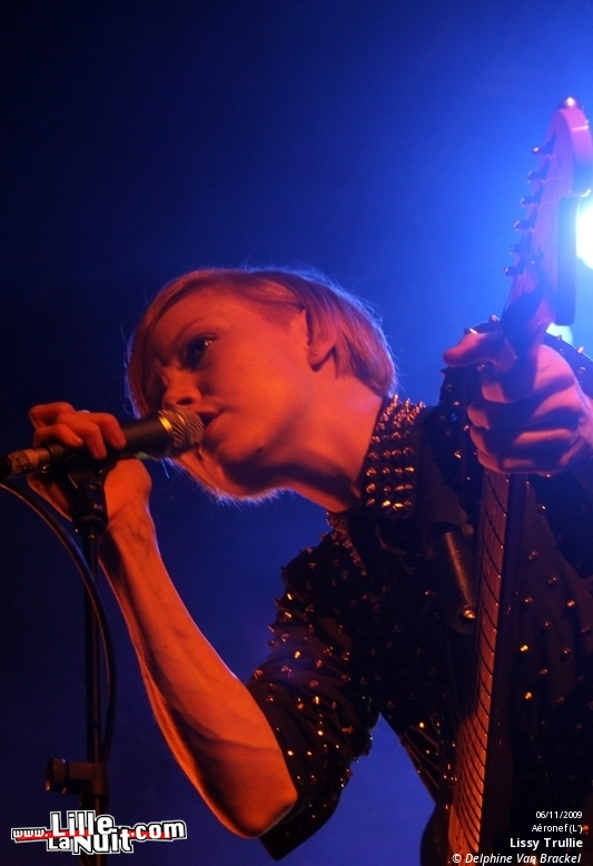 Le Festival des Inrocks – Passion Pit, Florence & The Machine, Lissy Trullie, Two Door Cinema Club en live - photo n°38