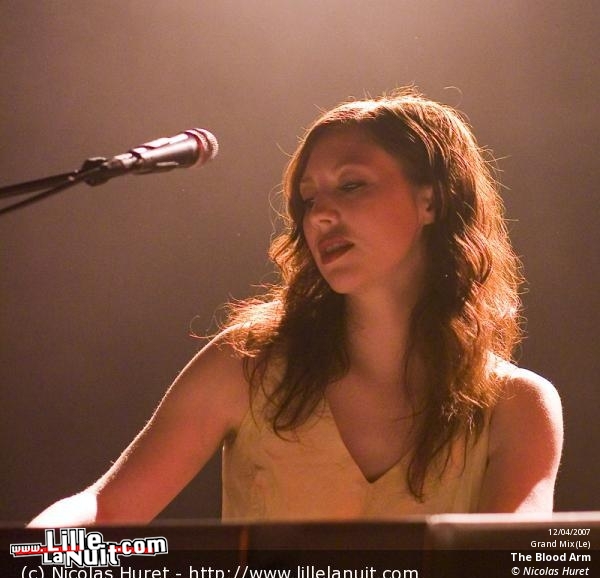 The Blood Arm & The Big Hatband au Grand Mix en live - photo n°8