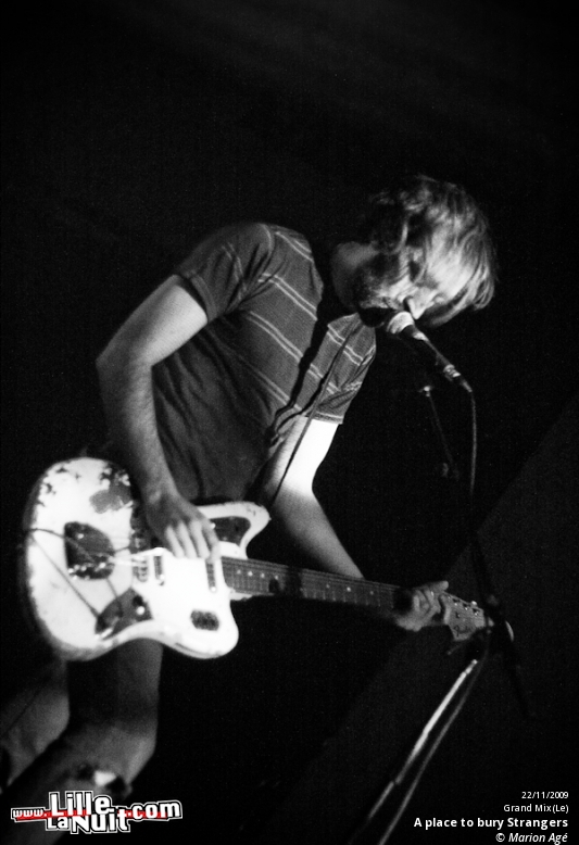 A place to bury strangers & Action Beat au Grand Mix en live - photo n°14