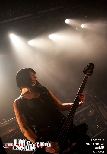 AqME + Mass Hysteria au Grand Mix en live - photo n°43