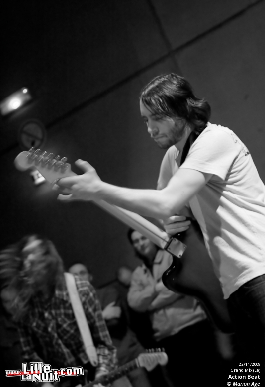 A place to bury strangers & Action Beat au Grand Mix en live - photo n°23