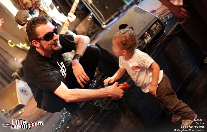 Rock Baby Fest : Dead Astropilots + Issue de secours + Cheshire Cat au Bar Live en live - photo n°1