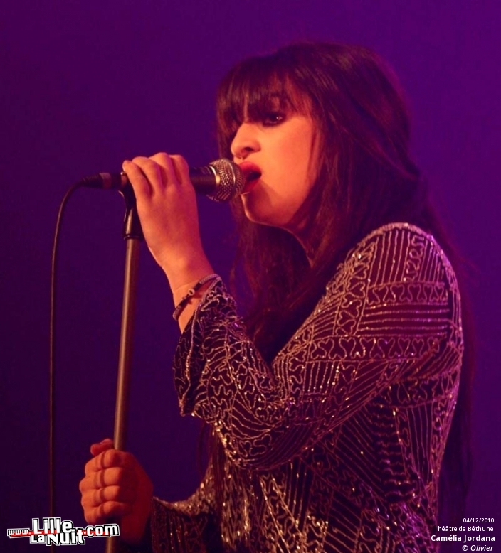 Camélia Jordana  + Chinatown au Théatre Municipal de Béthune en live - photo n°8
