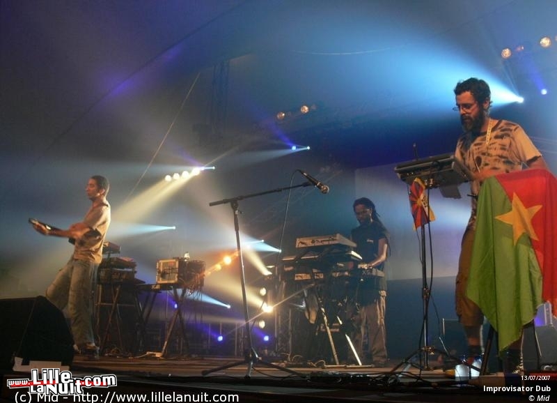 Dour Festival 2007 [Jour 2] en live - photo n°2