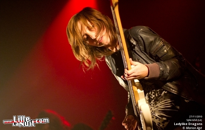 Label Rose + Ladylike Dragons + The Surgeries + Absynthe Minded au Splendid – Le Père Noël est-il un rocker ? en live - photo n°3