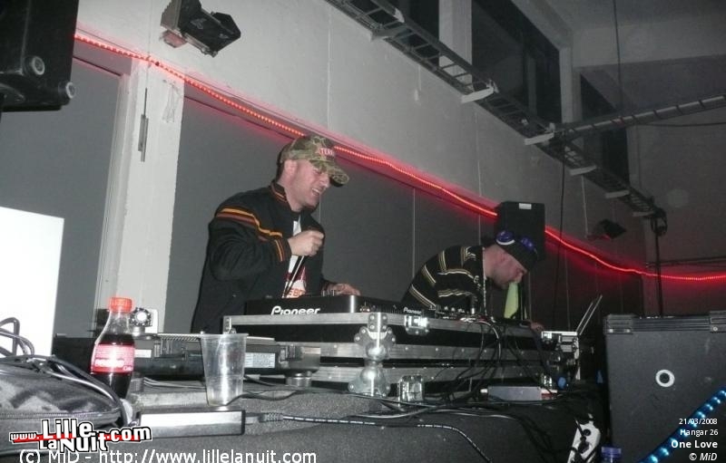 Blunt Posse, One Love et Civalizee à Anvers en live - photo n°16