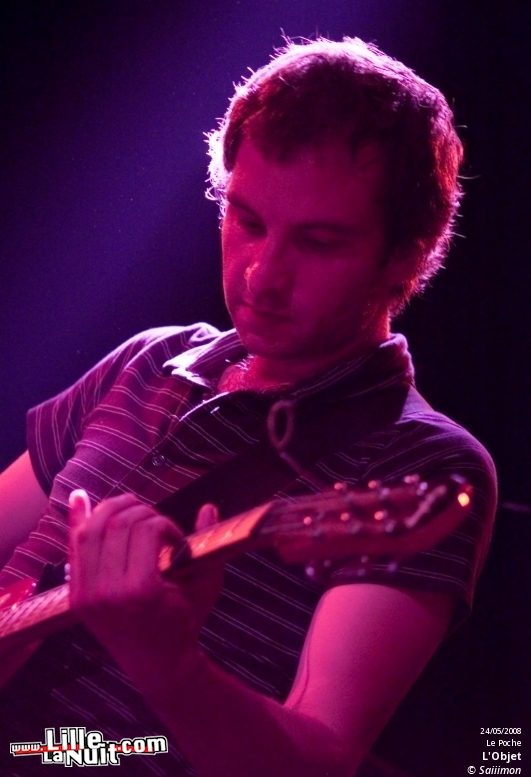 Simdiese6, Cercueil, l’Objet et Sexual Earthquake in Kobe au Théâtre Le Poche en live - photo n°6