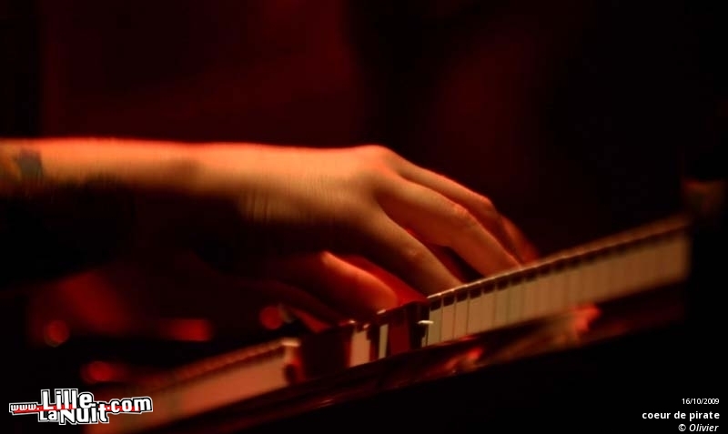 Edwin & Coeur de pirate au Poche de Béthune en live - photo n°5