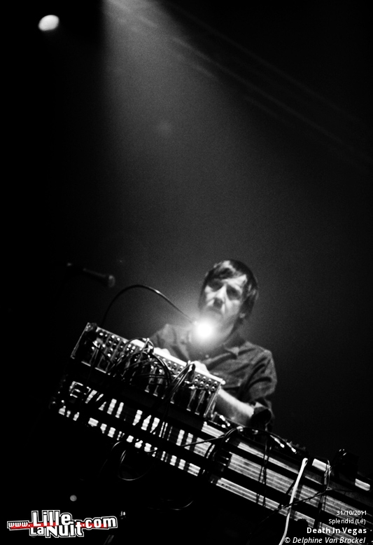 Tindersticks + Thomas Belhom au Splendid de Lille en live - photo n°19