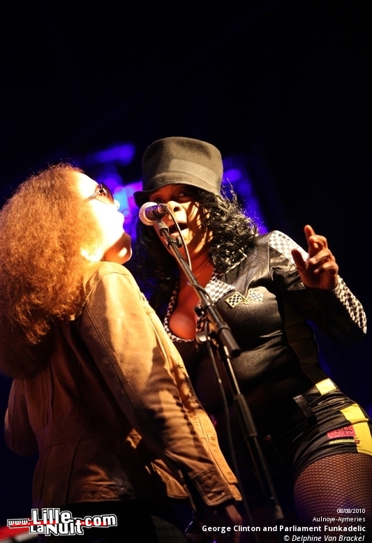 Les Nuits Secrètes – Jour 3 – George Clinton and Parliament Funkadelic, I’m From Barcelona, etc. en live - photo n°27