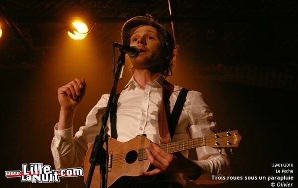 Trois roues sous un parapluie & Zaza Fournier au Poche de Béthune en live - photo n°20