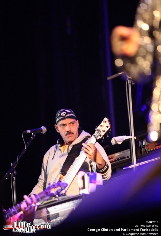 Les Nuits Secrètes – Jour 3 – George Clinton and Parliament Funkadelic, I’m From Barcelona, etc. en live - photo n°26