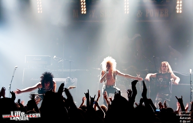DragonForce + Huntress + Kissin’ Dynamite au Splendid en live - photo n°38