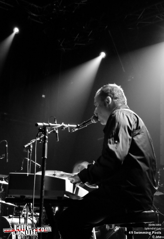 Nouvelle Vague + 49 Swimming Pools au Splendid en live - photo n°34
