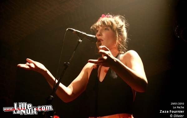 Trois roues sous un parapluie & Zaza Fournier au Poche de Béthune en live - photo n°3