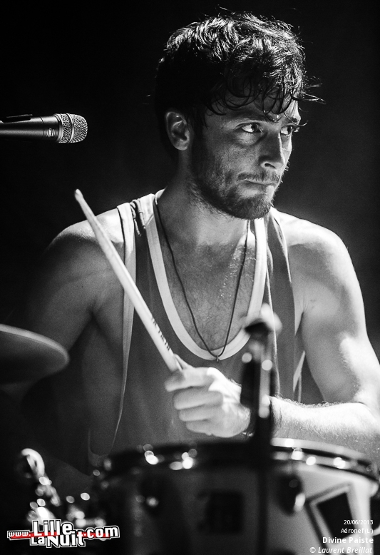 Two Door Cinema Club + Divine Paiste à l’Aéronef en live - photo n°15