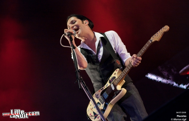 Expatriate, Ghinzu, Gossip, Bloc Party, Kaiser Chiefs, Placebo, Crookers au Main Square Festival en live - photo n°12