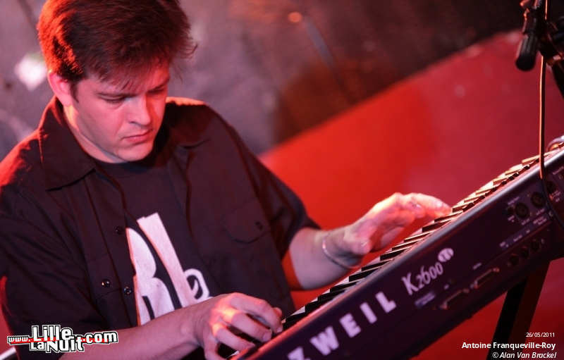 Lisa Cuthbert + Tim Fromont Placenti + Antoine Franqueville-Roy à la Chimère en live - photo n°20